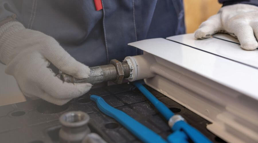 Burst pipe repair in Harmony, RI